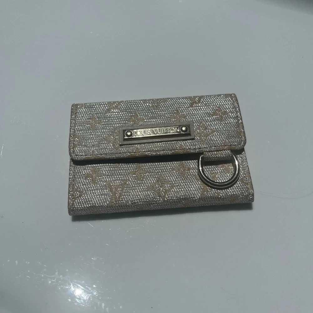 LOUIS VUITTON MINI LIN SHINE MONOGRAM WALLET